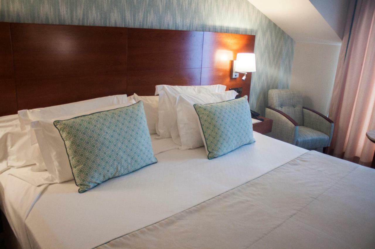 Hotel Carlos I Silgar Sanxenxo Bagian luar foto
